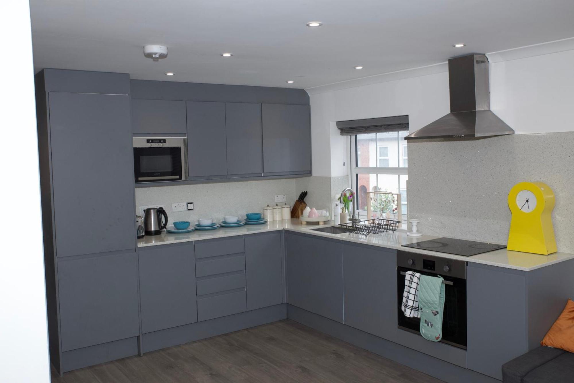Spacious Modern 2 Bed Flat In City Centre レディング エクステリア 写真